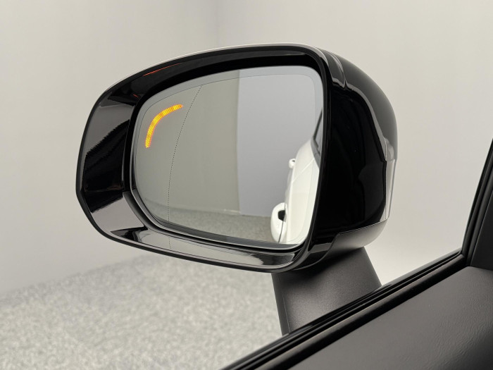 Volvo XC90 B5 AWD AUT DARK ULTRA 7 míst