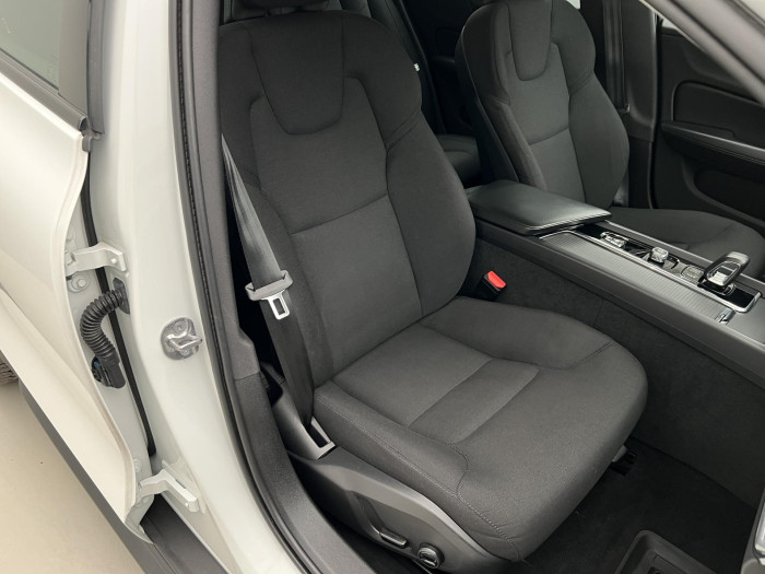 Volvo V60 CC B4 AWD AUT 1.maj 2.0 CC CC