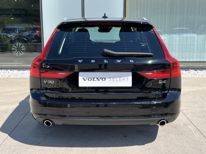 Volvo V90 D4 MOMENTUM POLESTAR Aut CZ 2.0 d Momentum
