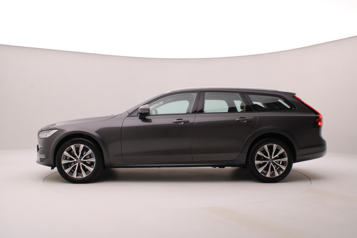 Volvo V90 CC B4 AWD BRIGHT PLUS AUT CZ
