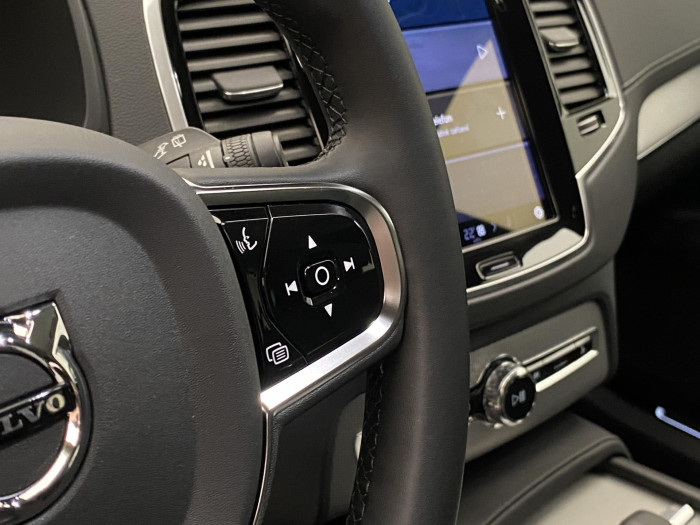 Volvo XC90 B5 AWD PLUS BRIGHT CZ 1.maj 7M