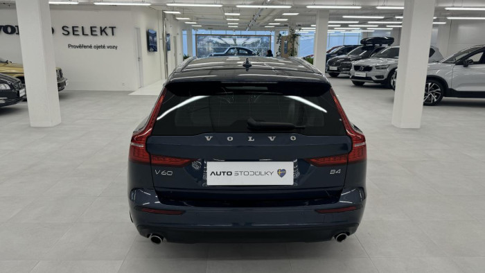 Volvo V60 B4 MOMENTUM ADVANCED REZERVACE 2.0 Momentum