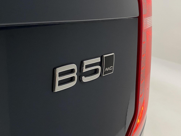 Volvo XC90 B5 AWD PLUS BRIGHT AUT 1.maj