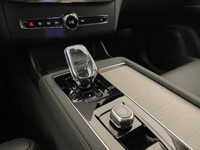 Volvo XC90 B5 AWD PLUS BRIGHT CZ 1.maj 7M