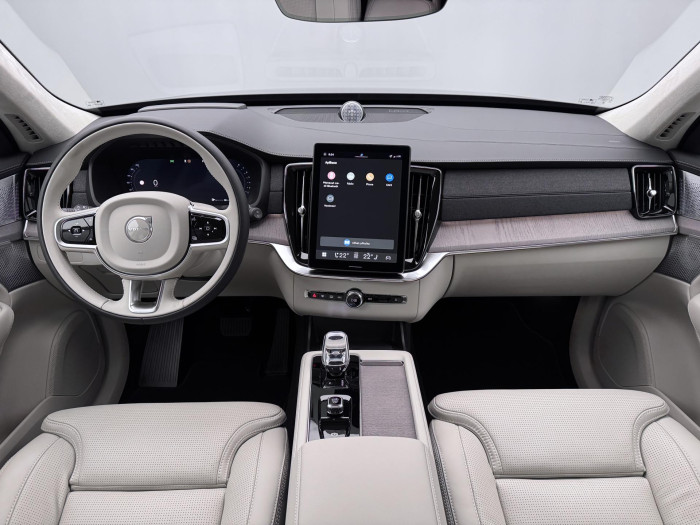 Volvo XC90 B5 AWD AUT BRIGHT ULTRA 7 míst