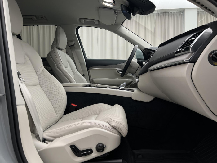 Volvo XC90 T8 AWD RECHARGE ULTRA BRIGHT