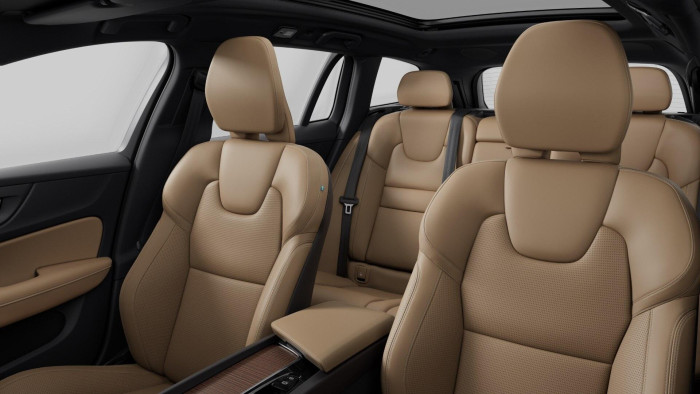 Volvo V60 B4 AUT DARK PLUS