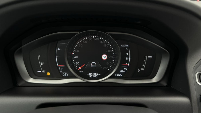Volvo XC60 D4 AWD MOMENTUM REZERVACE 2.4 d Momentum