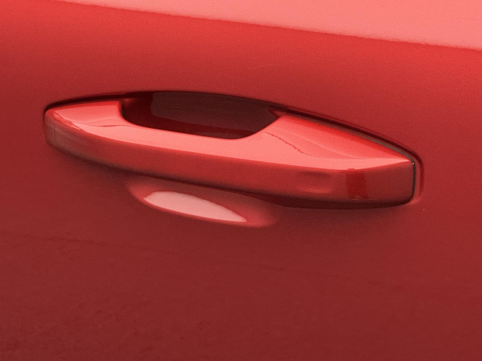 Volvo XC40 T3 R-DESIGN AUT REZERVACE