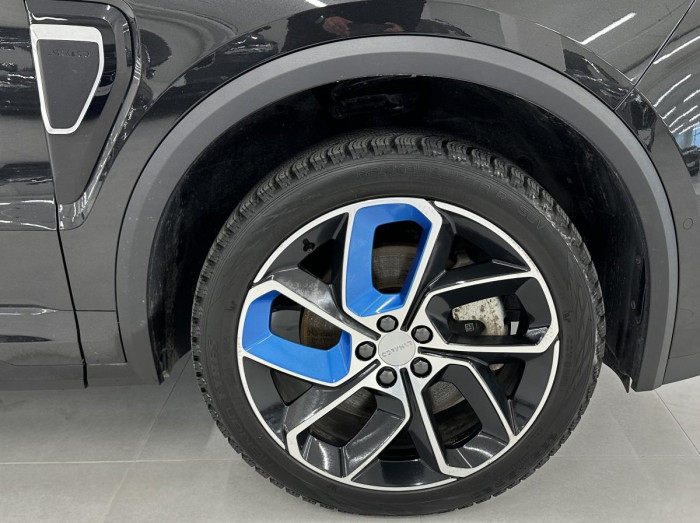 Lynk & Co 01 PHEV DCT AUT 1.maj. REZERVACE