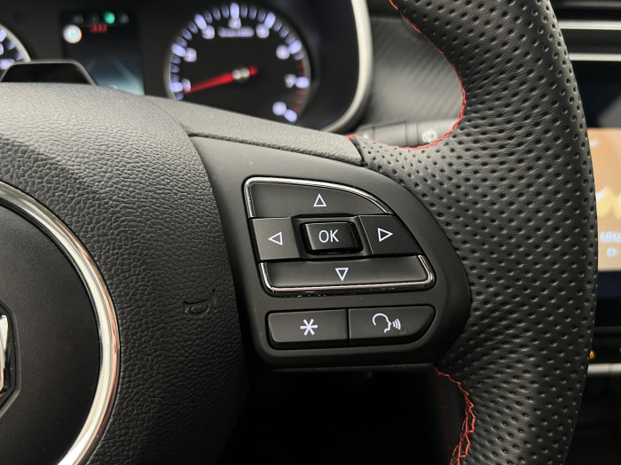 MG ZS 1.5 ESSENTIAL PLUS CZ 1.maj.