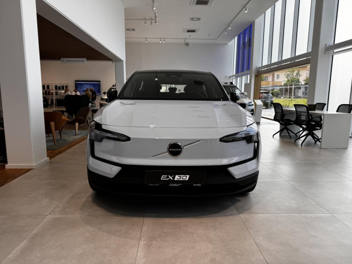 Volvo EX30 PURE ELECTRIC RECH. ULTRA RWD