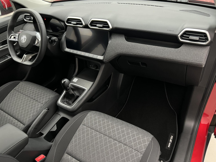 MG ZS 1.5 EXCITE CZ 1.maj.