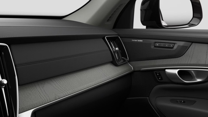 Volvo XC90 B5 AWD AUT DARK ULTRA 7-míst