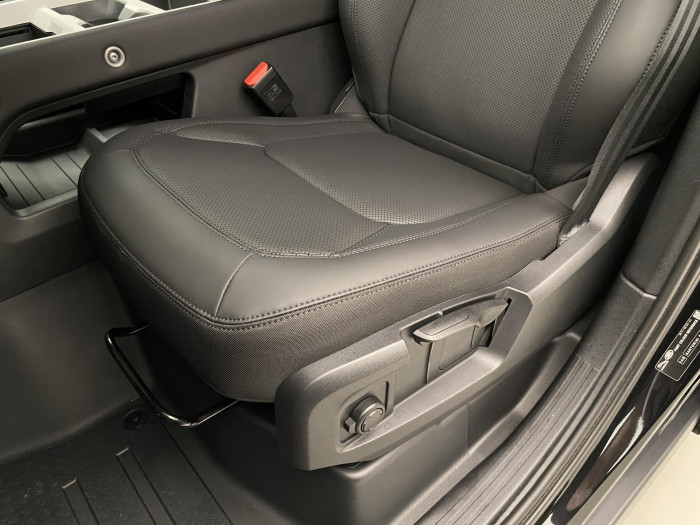 Land Rover Defender 110 D200 S AWD AUT 3.0 d