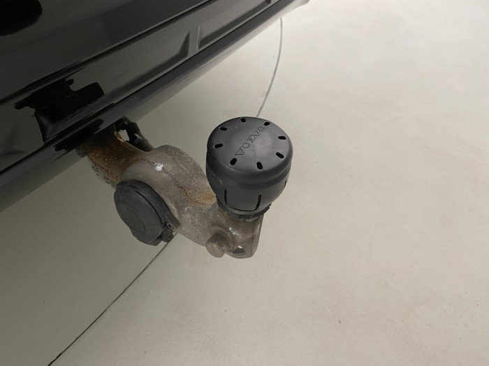 Volvo XC60 B5 AWD R-DESIGN AUT