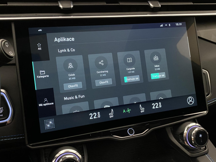 Lynk & Co 01 PHEV DCT AUT 1.maj