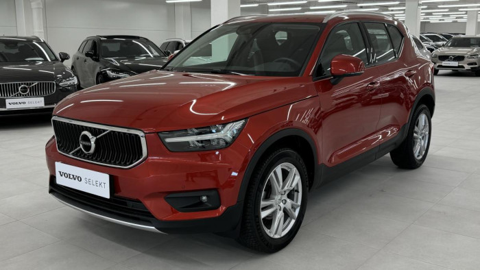 Volvo XC40 T3 MOMENTUM PRO 1.maj. 2.0 Momentum