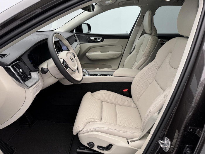 Volvo XC60 T6 AWD AUT DARK ULTRA
