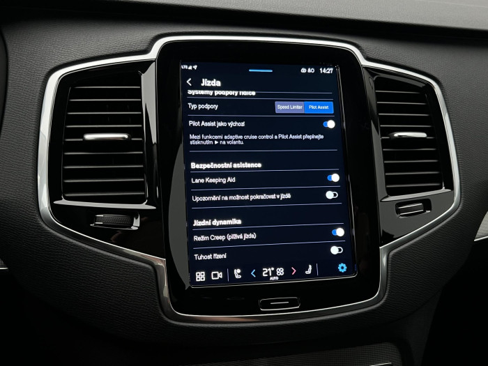 Volvo XC90 T8 AWD RECHARGE CORE 7MÍST AUT