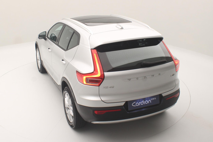 Volvo XC40 T5 AWD MOMENTUM AUT CZ 1.maj 2.0 Momentum