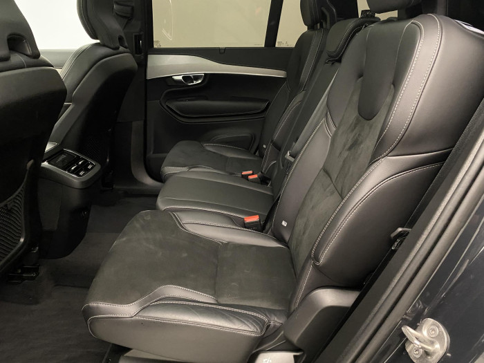 Volvo XC90 B5 AWD R-DESIGN AUT