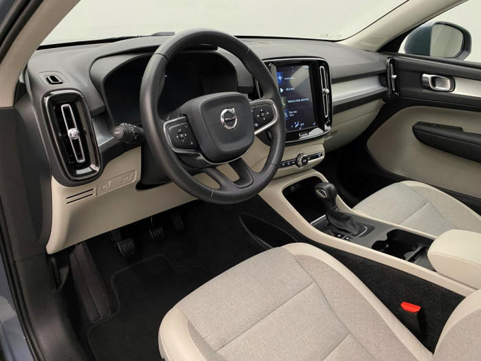 Volvo XC40 T3 MOMENTUM REZERVACE 1.5 Momentum