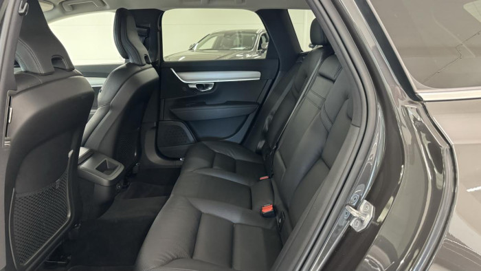 Volvo V90 B4 MOMENTUM PRO AUT 2.0 Momentum