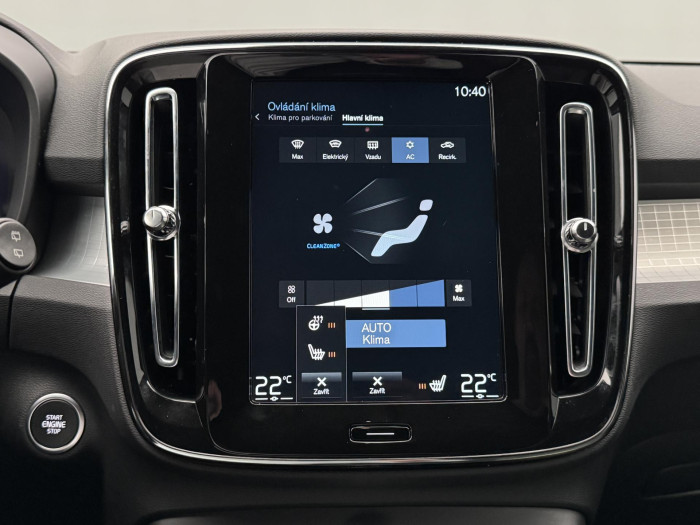 Volvo XC40 B4 MOMENTUM PRO CZ 1.maj 2.0 Momentum