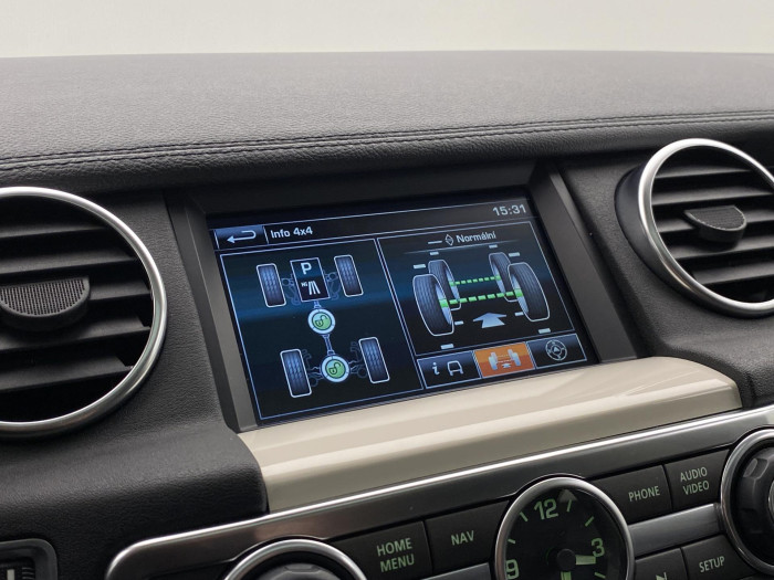 Land Rover Discovery SDV6 AWD AUT CZ REZERVACE