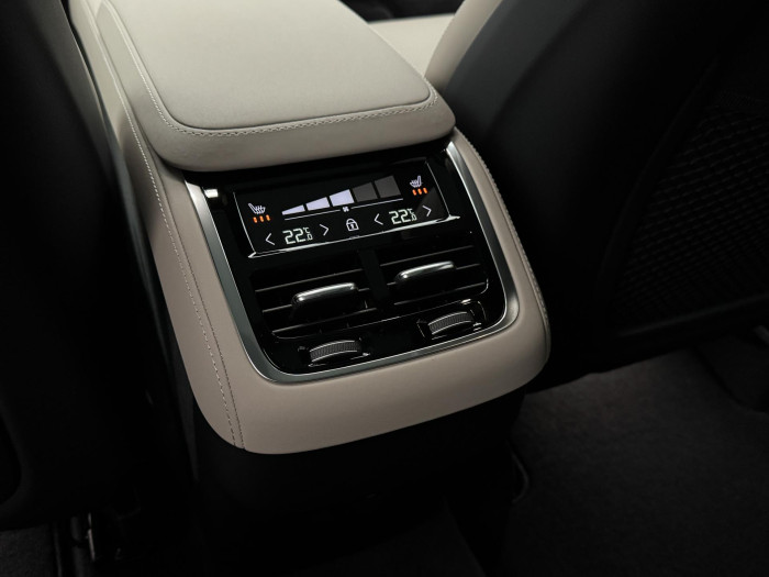 Volvo XC90 B5 AWD AUT BRIGHT ULTRA 7míst
