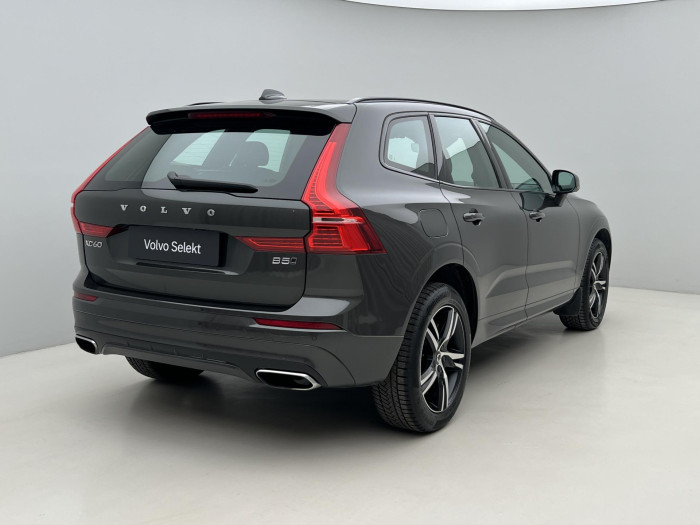 Volvo XC60 B5 AWD R-DESIGN AUT