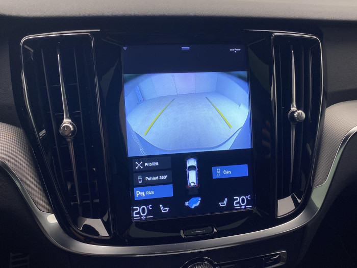 Volvo V60 B4 R-DESIGN AUT