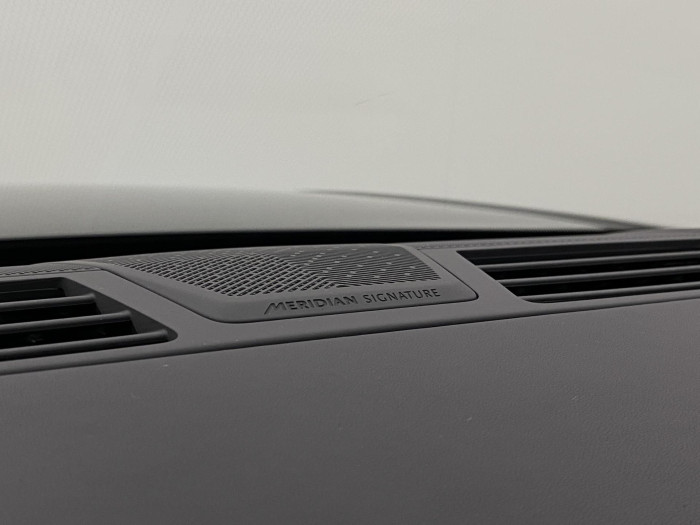 Land Rover Range Rover P530 AUTOBIOGRAPHY LWB