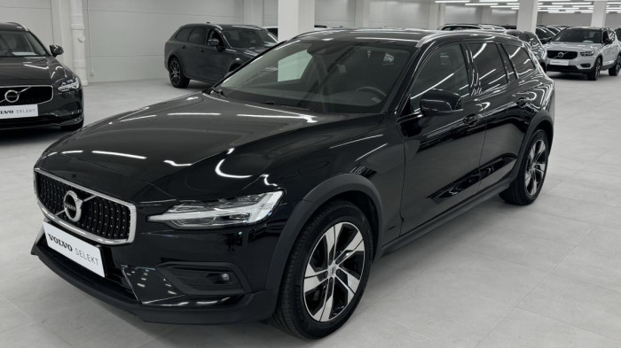 Volvo V60 CROSS COUNTRY D4 AWD REZERVACE 2.0 d