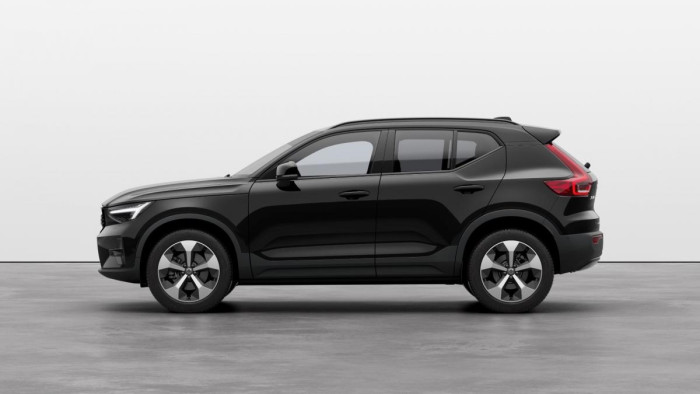 Volvo XC40 B3 AUT DARK PLUS