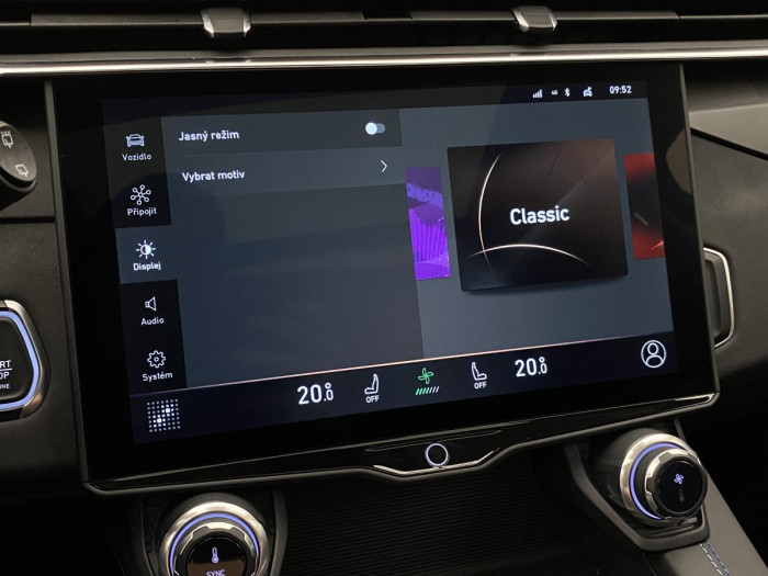 Lynk & Co 01 PHEV DCT AUT REZERVACE