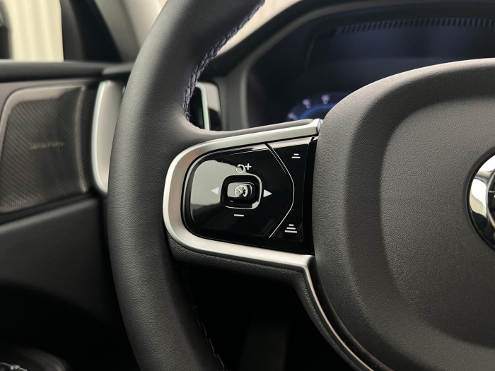 Volvo XC60 T6 AWD RECHARGE PLUS DARK AUT