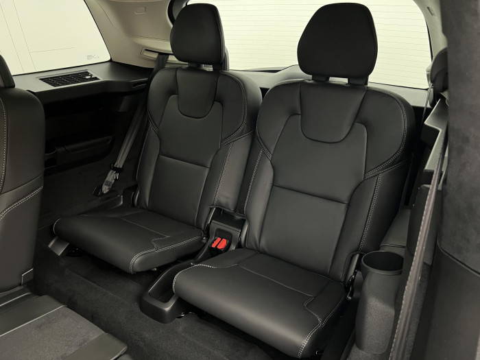 Volvo XC90 T8 AWD RECHARGE DARK ULTRA AUT