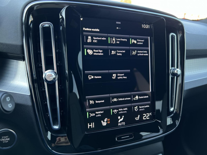 Volvo XC40 B4 MOMENTUM AUT 1.maj. 2.0 Momentum