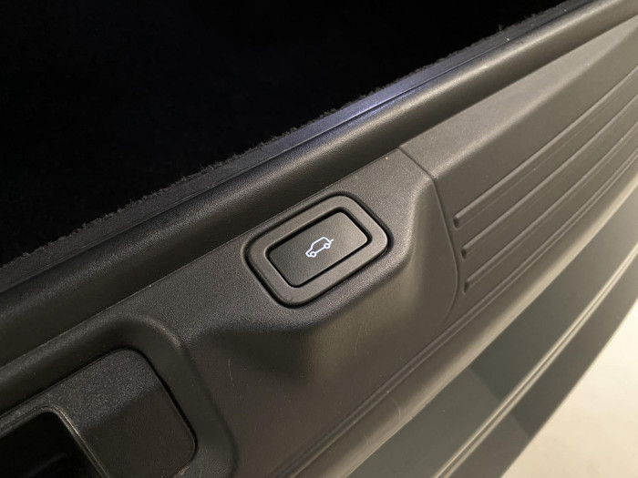 Land Rover Range Rover P525 AUTOBIOGRAPHY REZERVACE