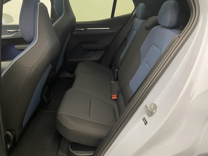 Volvo EX30 PURE ELECTRIC TWIN ULTRA