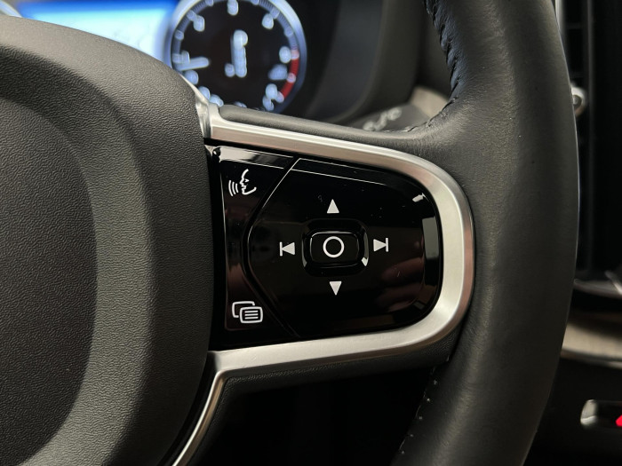 Volvo XC60 D4 AWD INSCRIPTION AUT CZ 2.0 d