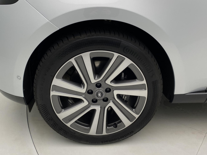 Land Rover Range Rover SV P530 LWB 1.maj.