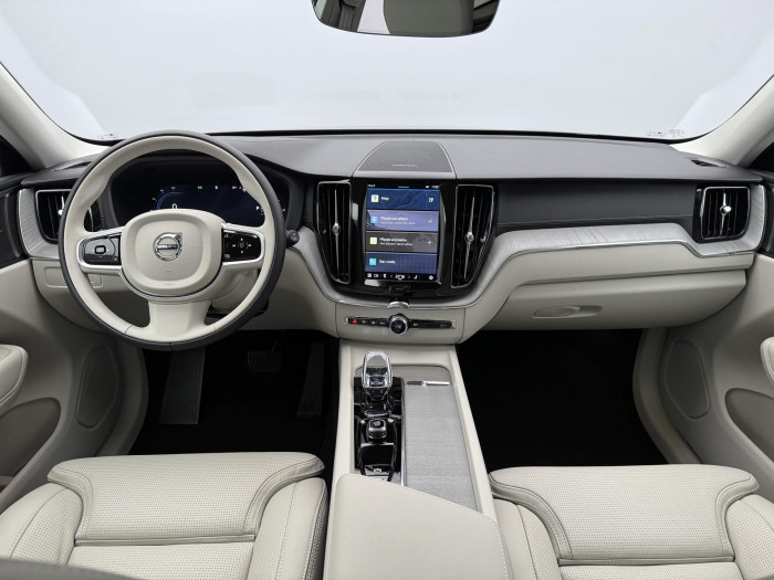 Volvo XC60 T6 AWD AUT DARK ULTRA