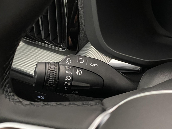 Volvo XC60 B5 AWD AUT DARK PLUS