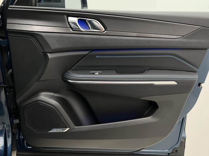 Lynk & Co 01 PHEV DCT AUT 1.maj.