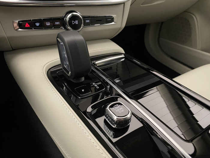 Volvo V90 T6 AWD Plug-in BRIGHT PLUS