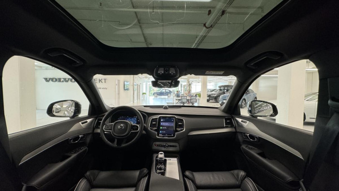 Volvo XC90 B5 AWD ULTIMATE DARK REZERVACE