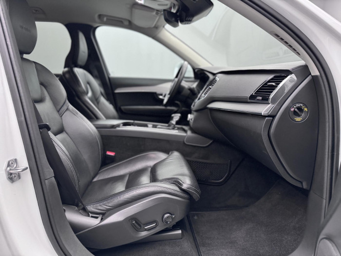 Volvo XC90 T6 AWD INSCRIPTION AUT CZ